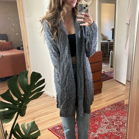 Barefoot Dreams CozyChic Lite Long Weekend Cardi - Picture 1 of 7